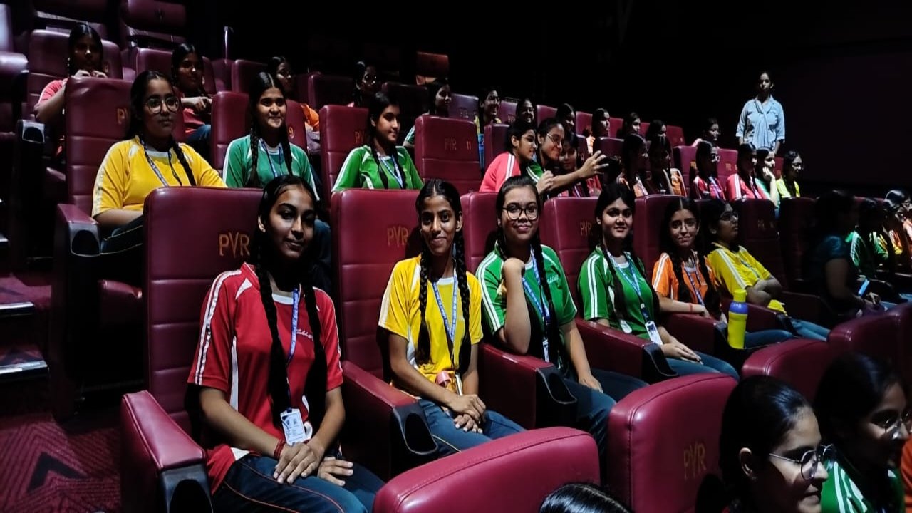 Movie outing of senior wing